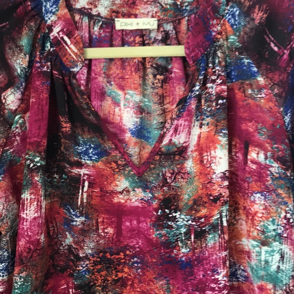 Flowy blouse, wine inspired colors - Picture 2 of 3